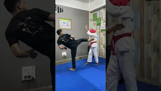 How to get 3 point easily in  Taekwondo Fight tutorial video #shorts