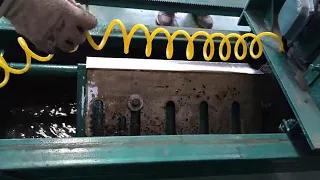 grinding machine for wood chipper grinding blades