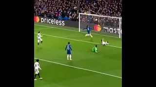 Thiago Silva sensational goal-line clearance 🤩 vs juventus.  champions league