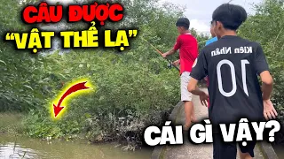 Vlog | Quý11N Câu Được “Vật Thể Lạ” Khiến Cả Team Rung Sợ