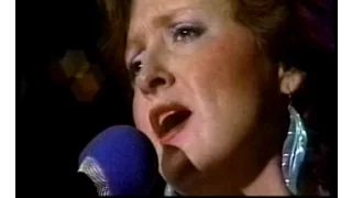 Bonnie Raitt - Love Has No Pride - Austin City Limits 1984