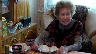 Ветеран педагогического труда Валентина Волкова принимала поздравления с 90-летним юбилеем