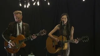 Karen Jonas: "Yellow Brick Road" live at Oddbox Studios