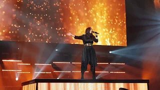 Laura Pausini - El Valor de Seguir Adelante (Monterrey 31/07/18)