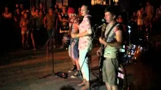 Курага из Севастополя в Анапе "Kooraga" уличный концерт