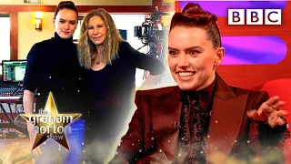 Daisy Ridley recorded a song with Barbra Streisand 😲 @OfficialGrahamNorton - BBC