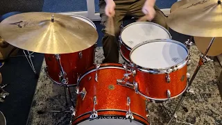 Gretsch Round Badge 'Bop' Outfit in Tagerine Sparkle with snare