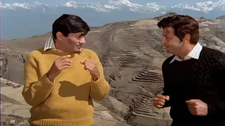 Fight Marne Ka Tarika Pehchana Sa Lag Raha Hain - Dev Anand, Pran Action Scene - Johny Mera Naam