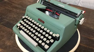 TypewriterMinutes - Typewriter Review: 1958 Royal Quiet de Luxe