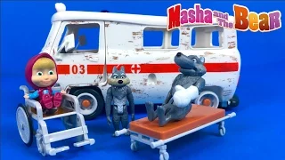 MASHA AND THE BEAR AMBULANCE PLAYSET FROM SIMBA WITH TWO WOLVES WHEELCHAIR & ACCESSORIES - UNBOXING