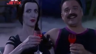 famiglia addams (La tomba di Nerififi)