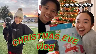 CHRISTMAS EVE VLOG! Vlogmas Day 24 | Nicole Laeno