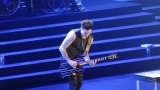 Avenged Sevenfold - Synyster Gates Guitar Solo (Live in Hershey)