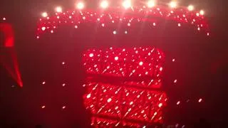 Swedish house mafia - SHM - Bercy #4 - Calling (Lose My Mind)