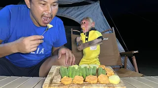 Bibi and Dad's Romantic Dinner While Camping at the Beach!