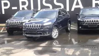 Jeep Cherokee. Перпендикулярная парковка.