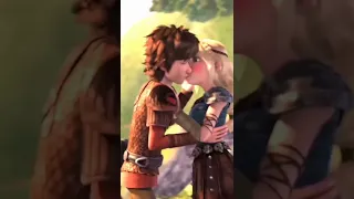 Hiccstrid (Hiccup and Astrid Kiss)