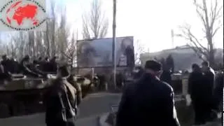 В Краматорск вошла военная техника, ее блокируют!
