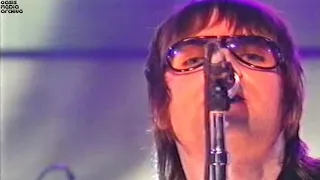 Oasis - 2003-02-21 - Songbird - Top Of The Pops, London, England