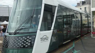 Journée du patrimoine à Nantes les anciens au nouveau tramway au dépôt  de Tramway Nantes réseautan