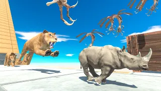 Run Away from Enemies and Catch the Crown - Animal Revolt Battle Simulator