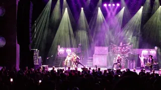 POISON ALICE COOPER LIVE KAUFMAN CENTER FOR PERFORMING ARTS KANSAS CITY MO 8 6 2018