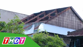 Giông lốc tốc mái 4 căn nhà ở huyện Hồng Ngự | THDT