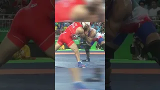 Драматичная схватка борцов на Олимпиаде 2016 - Аниуар Гедуев против Хасана Яздани