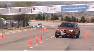 SEAT Ateca 2.0 TDI 190 CV Maniobra de esquiva (moose test) y eslalon | km77.com