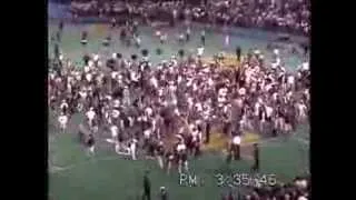 Crowd storms field 1995 American West tie-breaker, Seattle Mariners Angels, Kingdome