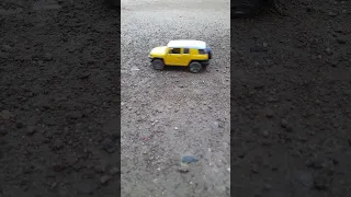 Alloy Die-Cast Jeep In Desert #alloy #diecast #jeep #desert #automobile #shortvideo