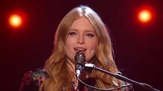 Freya Ridings - Lost Without You (Live on The BRITs Are Coming)