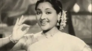 Mere Watan Se Achchha - Vaijayanti Mala, Ladki Patriotic Song