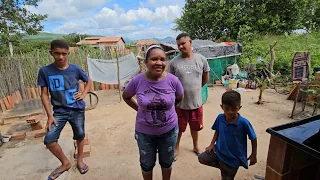 A CASA QUE ELES NÃO IMAGINAVAM COMO CONSTRUIR AGORA É DELES! A FELICIDADE DE RAIMUNDA MADRASTA.