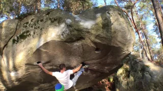 Jérémy Bonder in Mécanique Elémentaire 8B+ Fontainebleau