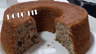 BOLO DE AVEIA COM BANANA E MAÇÃ (SEM AÇÚCAR E LEITE)