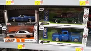 1/24 scale diecast hunting at Walmart!!!