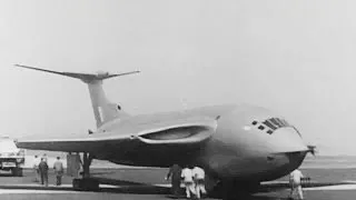 HP80 Victor V-Bomber Construction: The Crescent Wing - Cold War Era - CharlieDeanArchives