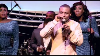 DAYO BELLO   AFRICAN PRAISE MEDLEY