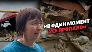 «А тепер немає житла і життя». Жителі Білозерки на Херсонщині показали наслідки затоплень