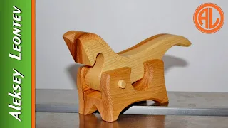 Щелкунчик из дерева. Деревянный орехокол / Nutcracker made of wood.