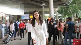 Raashi Khanna Spotted At Airport Arrival 23 Sap 2022