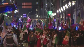 Mexican Independence Day brings traffic jams, illegal fireworks displays to downtown Chicago