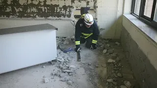 Firefighters train at vacant elementary school