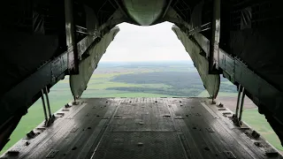 Il-76 LOW PASS With Open Cargo Door