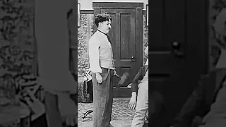 Escaping the Crime!  #charliechaplin #funnyvideos #history