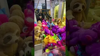 I Won on this Huge Claw Machine!