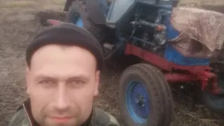 Слава захисникам України! Трактор юмз-6акл +плуг ПЛН 3-35, оремо цілик. Я думав він не потяне🤔🚜