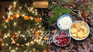 Decorate my Christmas tree with me | Slow living Christmas | Cottagecore | Traditional decor