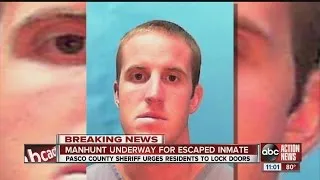 Pasco deputies: Search on for escaped prisoner